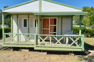 Extérieur cottage 5 places - Agrandir l'image 1 sur 8, fenêtre modale