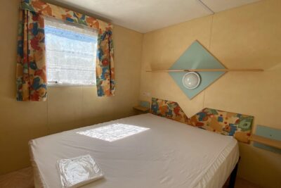 Chambre parentale Mobile home IRM - Agrandir l'image 5 sur 6, fenêtre modale